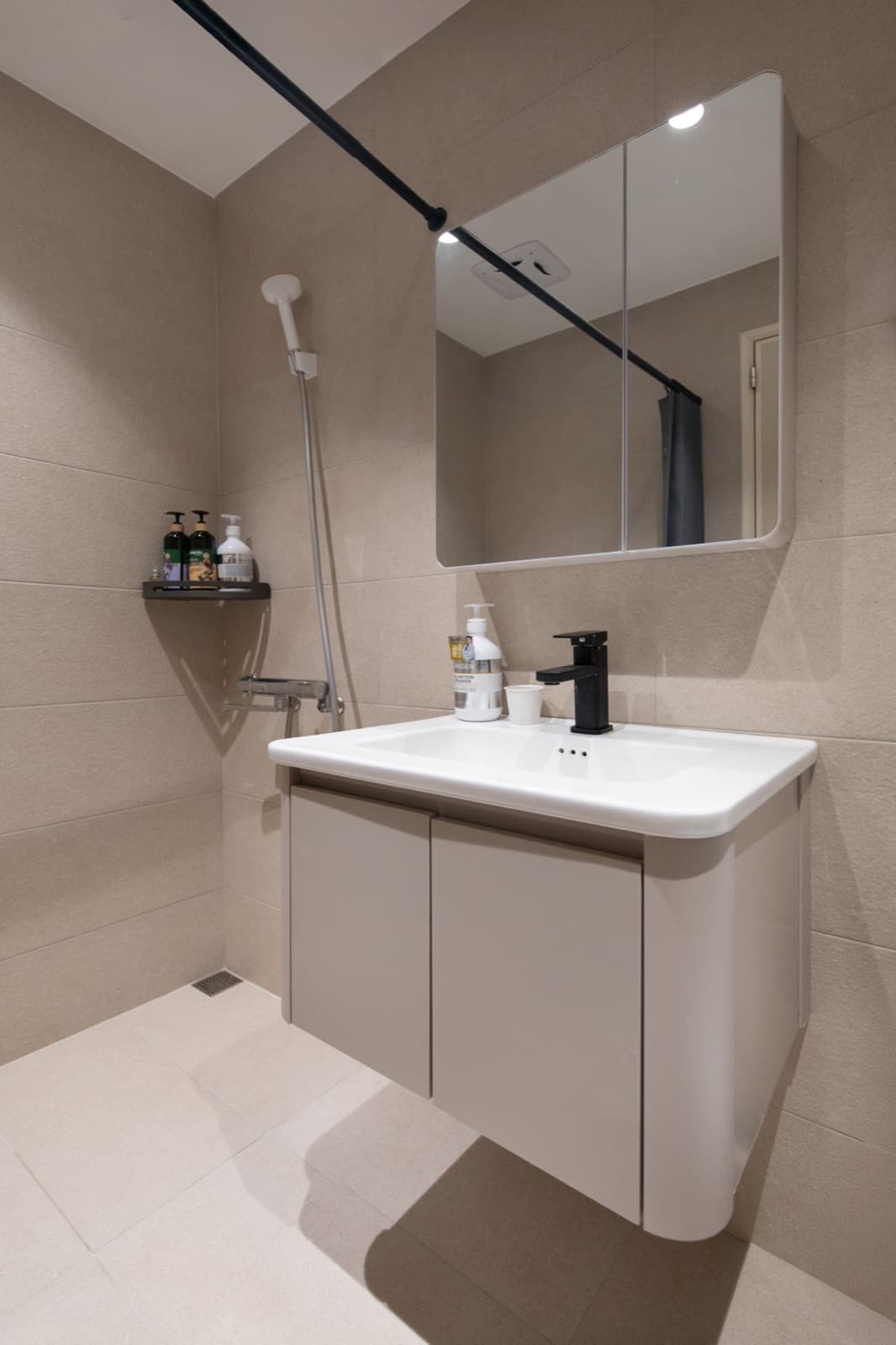 豪華四人套房 - Photo 5